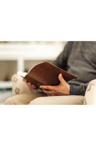 Image of NIV, Journal the Word Bible (Perfect for Note-Taking), Double-Column, Leathersoft, Brown, Red Letter, Comfort Print: Reflect, Take Notes, or Create Art Next to Your Favorite Verses