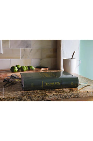 Image of ESV, Thompson Chain-Reference Bible, Hardcover, Green, Red Letter