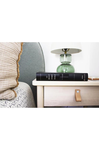 Image of NIV, Quest Study Bible, Large Print, Bonded Leather, Black, Comfort Print: The Only Q and A Study Bible