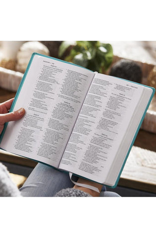 Image of NKJV Holy Bible, Value Ultra Thinline, Pink Leathersoft, Red Letter, Comfort Print