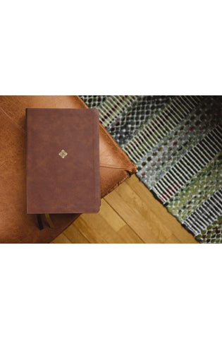 Image of NKJV, Thompson Chain-Reference Bible, Large Print, Leathersoft, Brown, Red Letter, Thumb Indexed, Comfort Print
