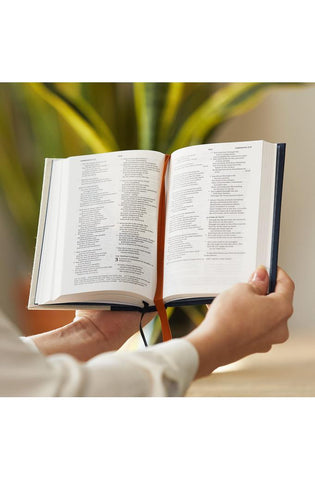 Image of NKJV, Thinline Bible, Compact, Leathersoft, Blue, Red Letter, Comfort Print: Holy Bible, New King James Version