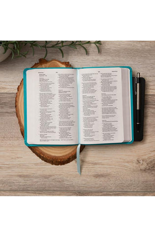 Image of NKJV, Thinline Bible, Compact, Leathersoft, Blue, Red Letter, Comfort Print: Holy Bible, New King James Version